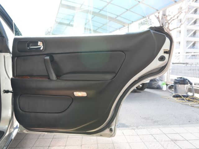 NISSAN GLORIA HARDTOP 4WD 1998 Image 31