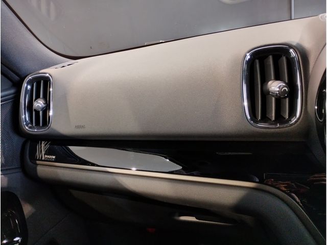 BMW MINI COOPER D CROSSO 2022 Image 31