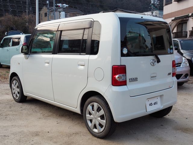 TOYOTA PIXIS SPACE 2013 Image 31