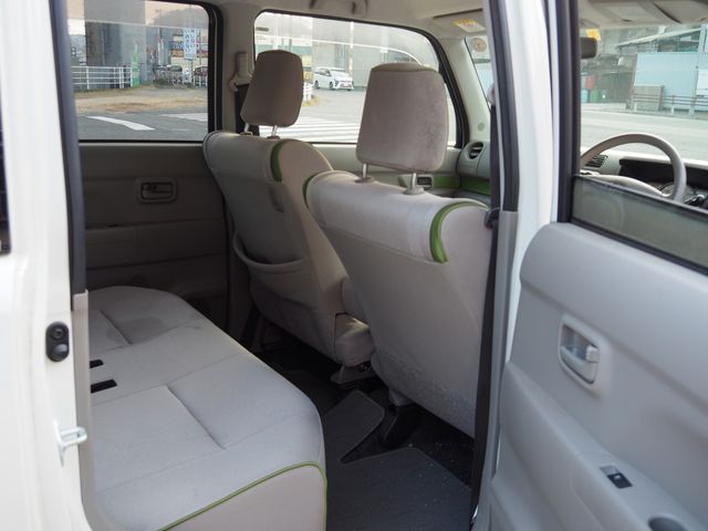 TOYOTA PIXIS SPACE 2013 Image 31