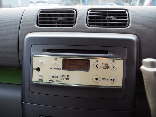 TOYOTA PIXIS SPACE 2013 Image 31