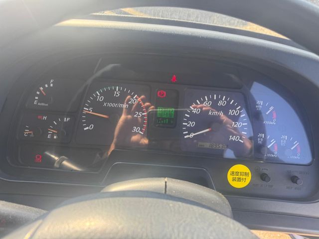 ISUZU GIGA 2014 Image 31