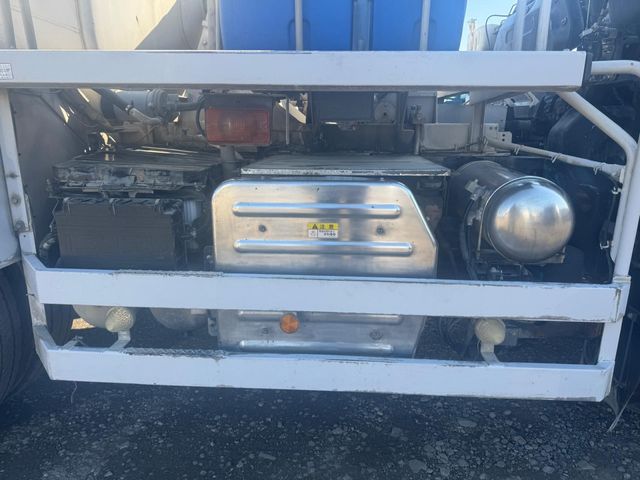 ISUZU GIGA 2014 Image 31