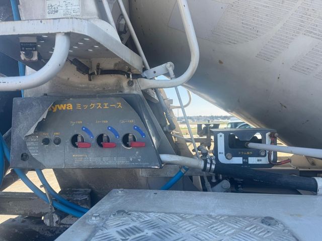 ISUZU GIGA 2014 Image 31