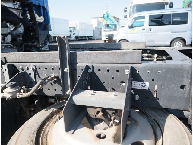 ISUZU ELF 2021 Image 31