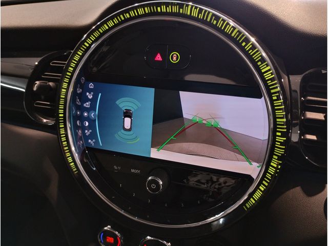 BMW MINI COOPER SD 5DOOR 2022 Image 31