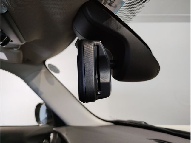 BMW MINI COOPER SD 5DOOR 2022 Image 31