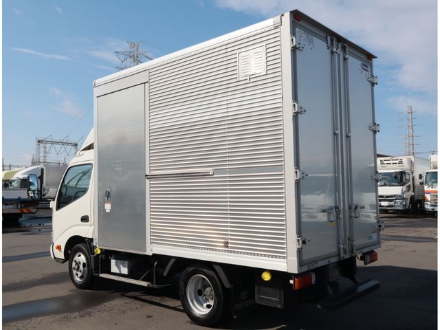 TOYOTA DYNA 2022 Image 31