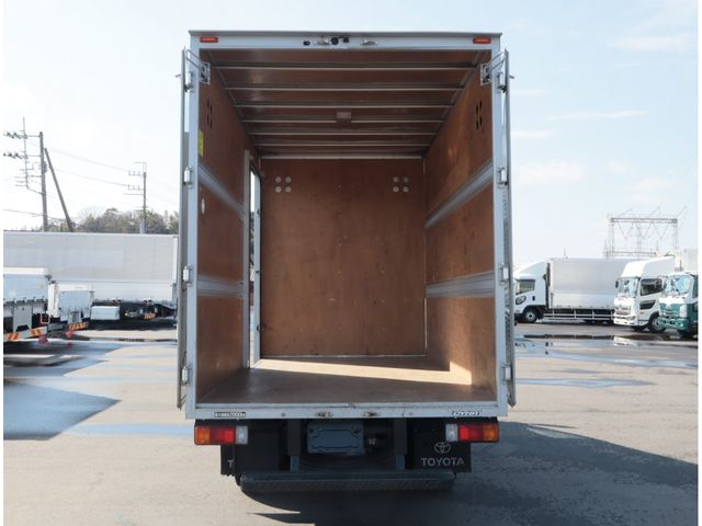 TOYOTA DYNA 2022 Image 31