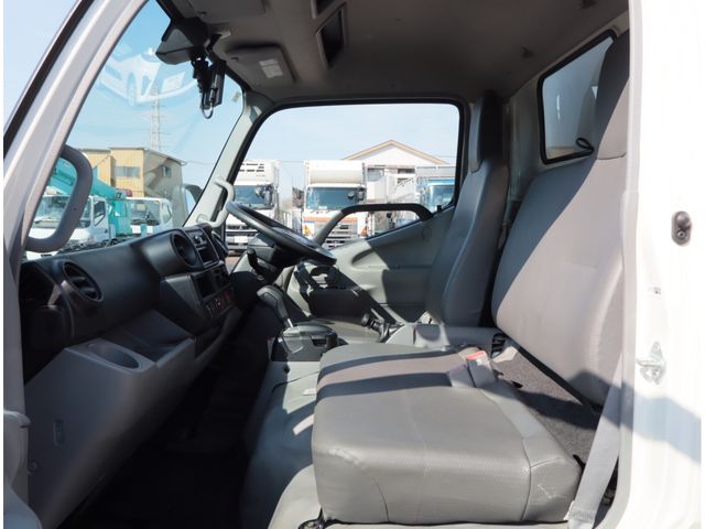 TOYOTA DYNA 2022 Image 31