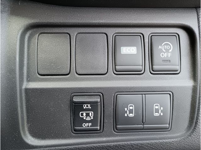 NISSAN SERENA  S-HYBRID 2017 Image 31