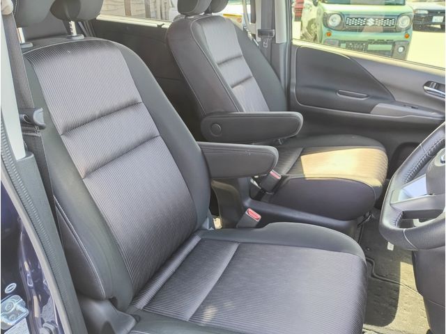 NISSAN SERENA  S-HYBRID 2017 Image 31