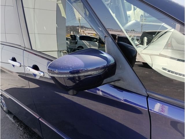 NISSAN SERENA  S-HYBRID 2017 Image 31