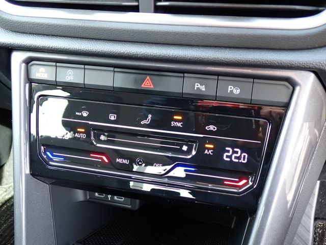 VOLKSWAGEN T-ROC 2023 Image 31