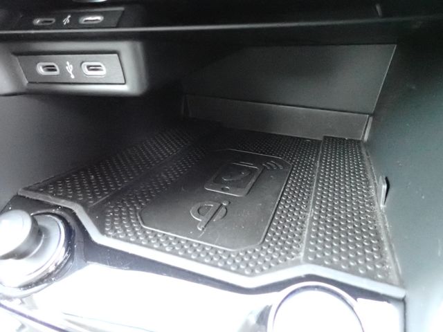 VOLKSWAGEN T-ROC 2023 Image 31