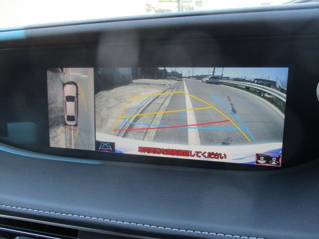 TOYOTA LEXUS LS500H 2017 Image 31