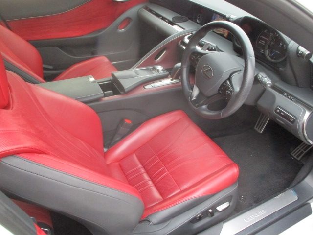 TOYOTA LEXUS LC500 2021 Image 31