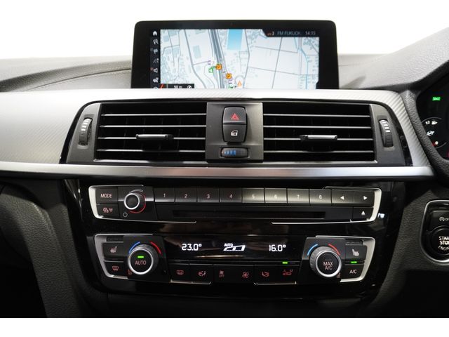 BMW 3SERIES TOURING 2019 Image 31