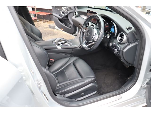 MERCEDES BENZ C CLAS 2019 Image 31