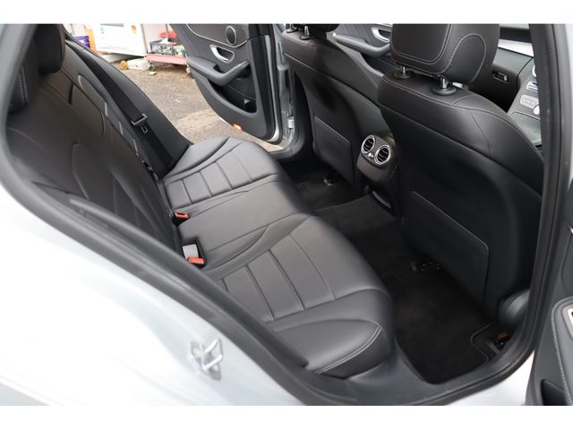 MERCEDES BENZ C CLAS 2019 Image 31