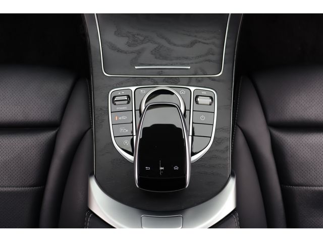 MERCEDES BENZ C CLAS 2019 Image 31