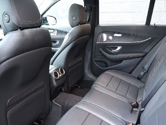 MERCEDES BENZ E CLAS 2021 Image 31