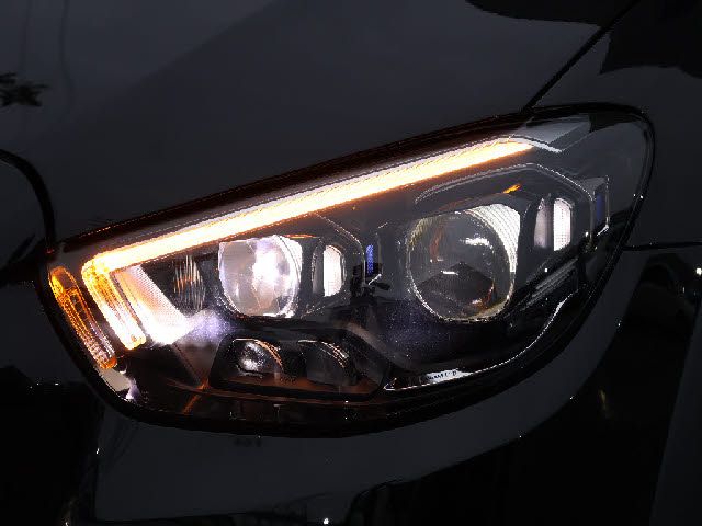 MERCEDES BENZ E CLAS 2021 Image 31