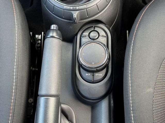 BMW MINI COOPER 2016 Image 31