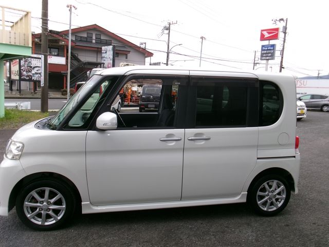 DAIHATSU TANTO 2013 Image 31