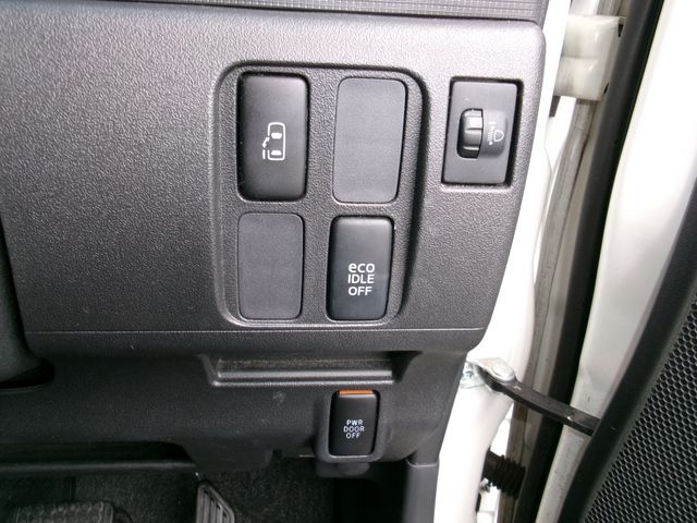 DAIHATSU TANTO 2013 Image 31