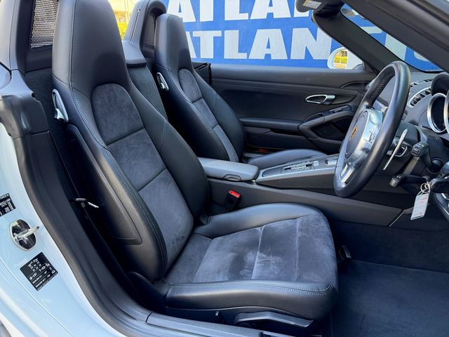 PORSCHE BOXSTER 2016 Image 31