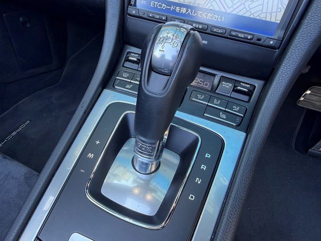 PORSCHE BOXSTER 2016 Image 31