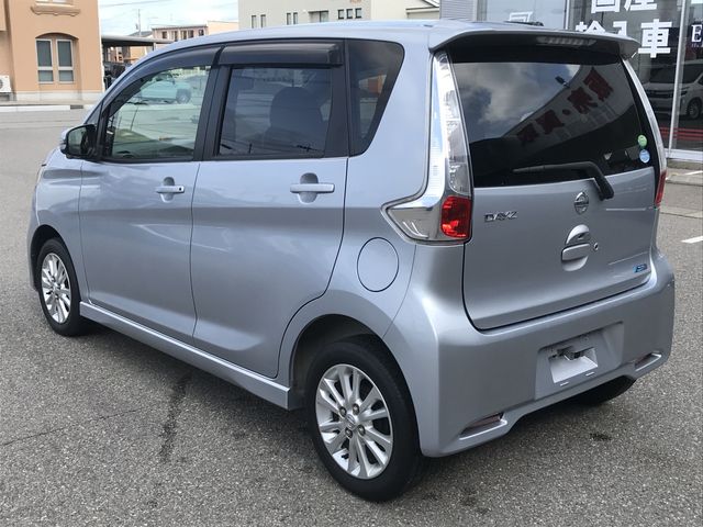 NISSAN DAYZ 2013 Image 31