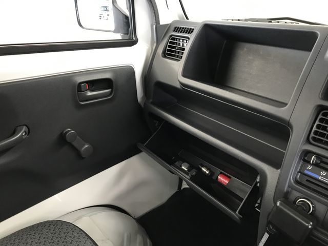 SUZUKI CARRY TRUCK 4WD 2016 Image 31