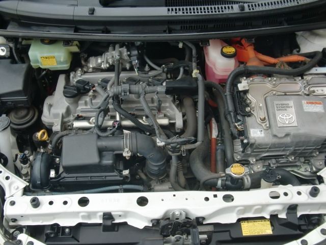 TOYOTA AQUA 2013 Image 31