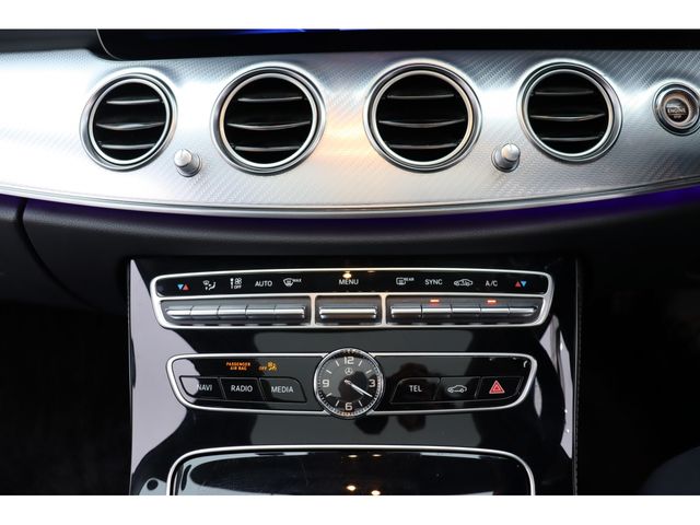 MERCEDES BENZ E CLAS 2017 Image 31