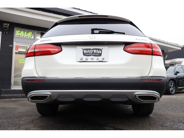 MERCEDES BENZ E CLAS 2017 Image 31