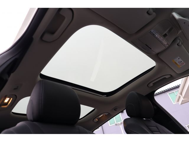 MERCEDES BENZ E CLAS 2017 Image 31