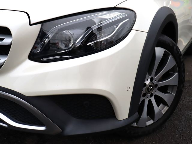 MERCEDES BENZ E CLAS 2017 Image 31