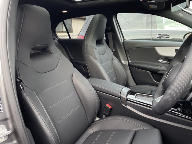 MERCEDES BENZ A CLAS 2025 Image 31