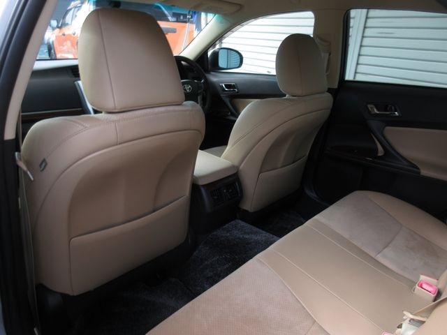 TOYOTA MARK X 2012 Image 31