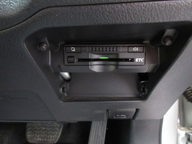 TOYOTA MARK X 2012 Image 31