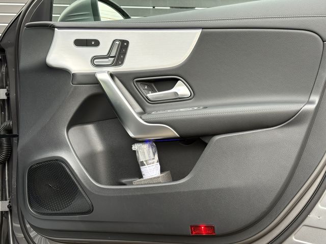 MERCEDES BENZ A CLAS 2026 Image 31