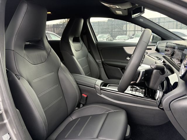 MERCEDES BENZ A CLAS 2026 Image 31