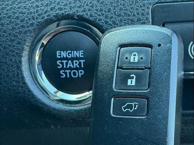 TOYOTA HARRIER 2WD 2017 Image 31