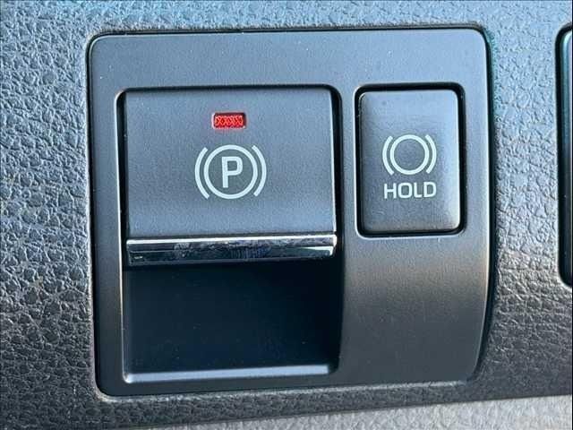 TOYOTA HARRIER 2WD 2017 Image 31