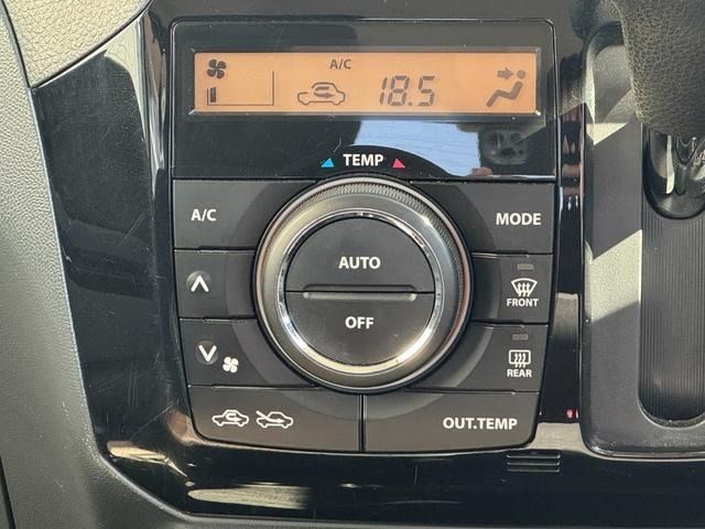 NISSAN ROOX 2013 Image 31