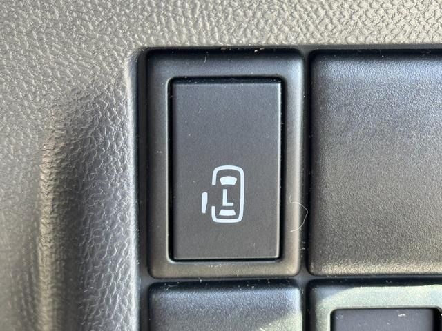 NISSAN ROOX 2013 Image 31