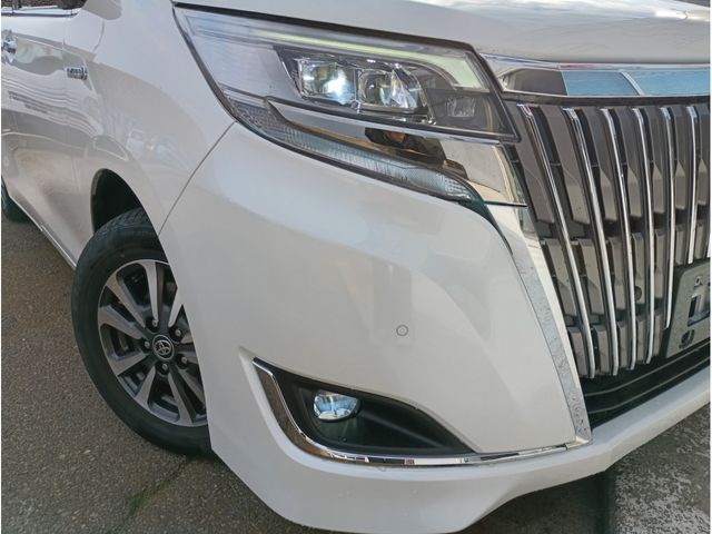 TOYOTA ESQUIRE HYBRID 2019 Image 31