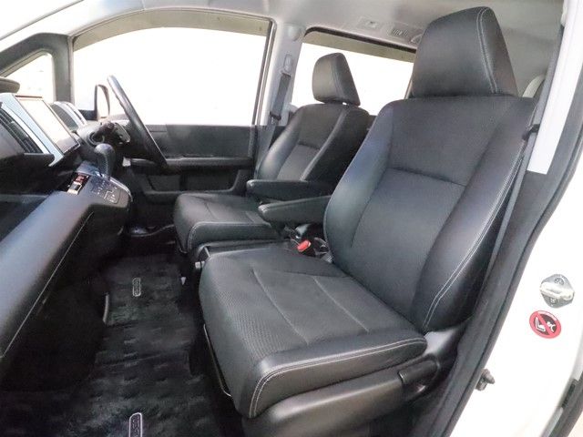 HONDA STEPWAGON SPADA 2013 Image 31